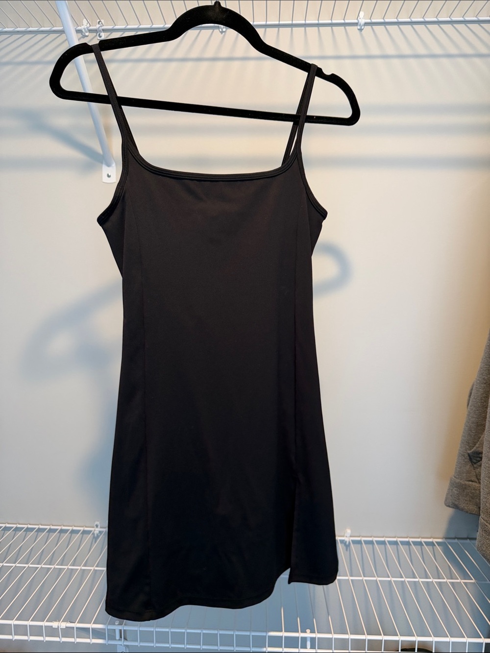 Simple Black Teniss Dress - Minimal Spaghetti Strap